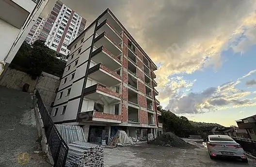 1 Nolu Beşirli'de deniz manzaralı sıfır 3.5+1 daire – Ortahisar, Trabzon